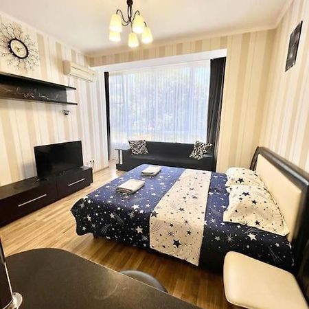 Beauty Studio In Center Daire Kişinev Dış mekan fotoğraf