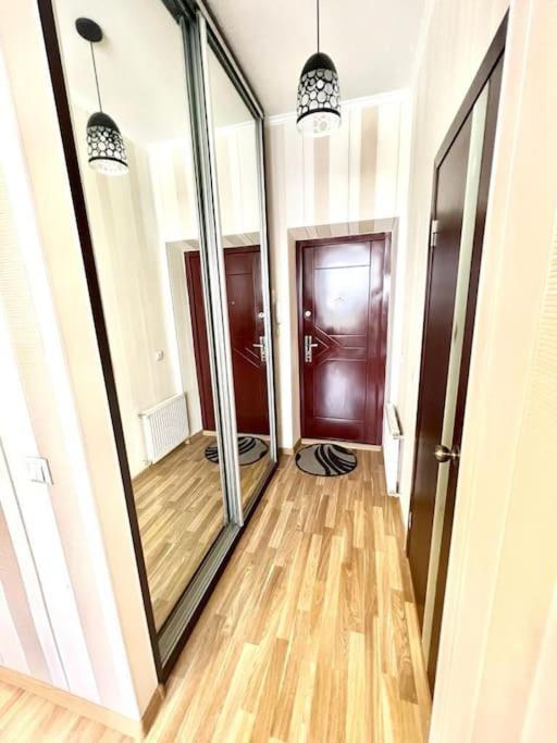 Beauty Studio In Center Daire Kişinev Dış mekan fotoğraf